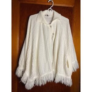 VINTAGE White Cream Fringe Wool Cape